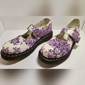 ❤️新品❤️Dr. Martens Mary Jane Floral Junior 8053 Floral Leather Mary Jane Shoes in Cloud Cream | Dr